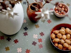 Khaki juletekstildug med flettede julestjerner