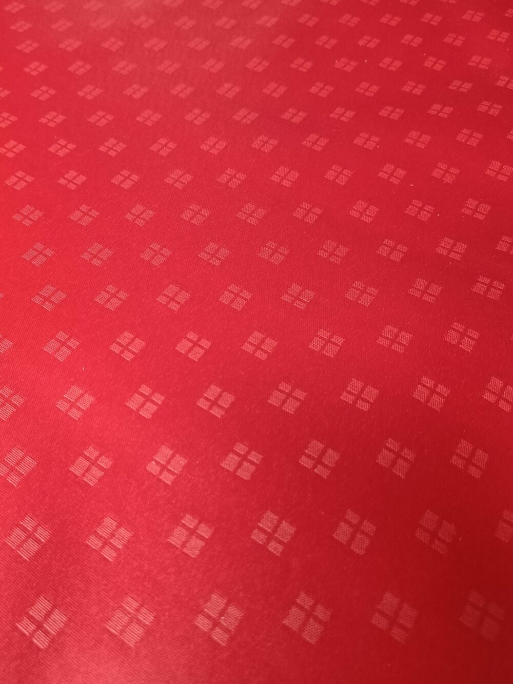 Tekstildug - fødselsdagsdug rød d
